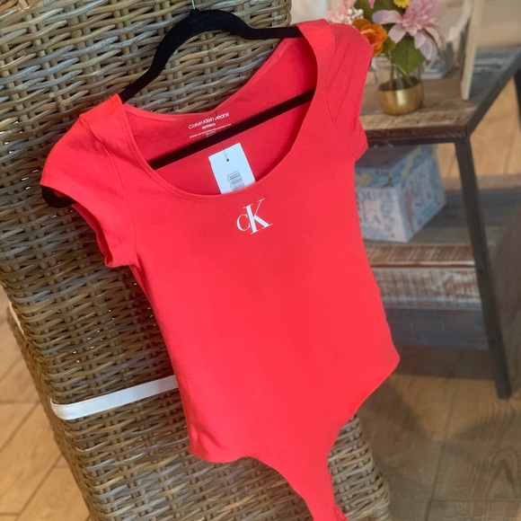 NWT Calvin Klein bodysuit - Picture 4 of 8